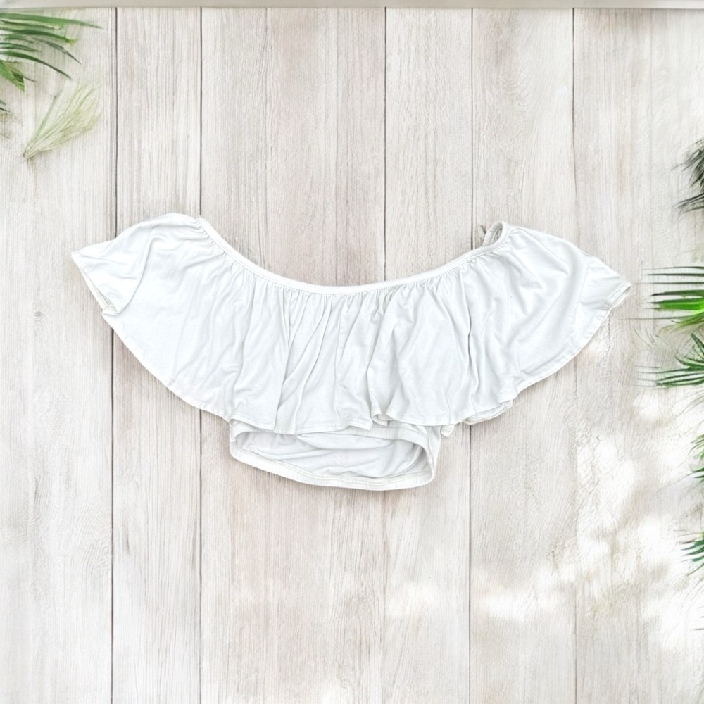Forever 21 ☀️ White Cropped Off The Shoulder Ruffle Blouse | Small